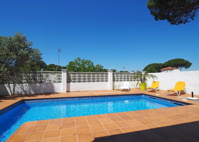 Flor Casa Con Piscina Privada * L' Escala